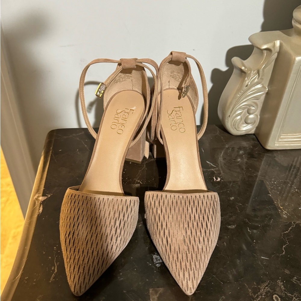 Franco Sarto Pointed Nude Heels